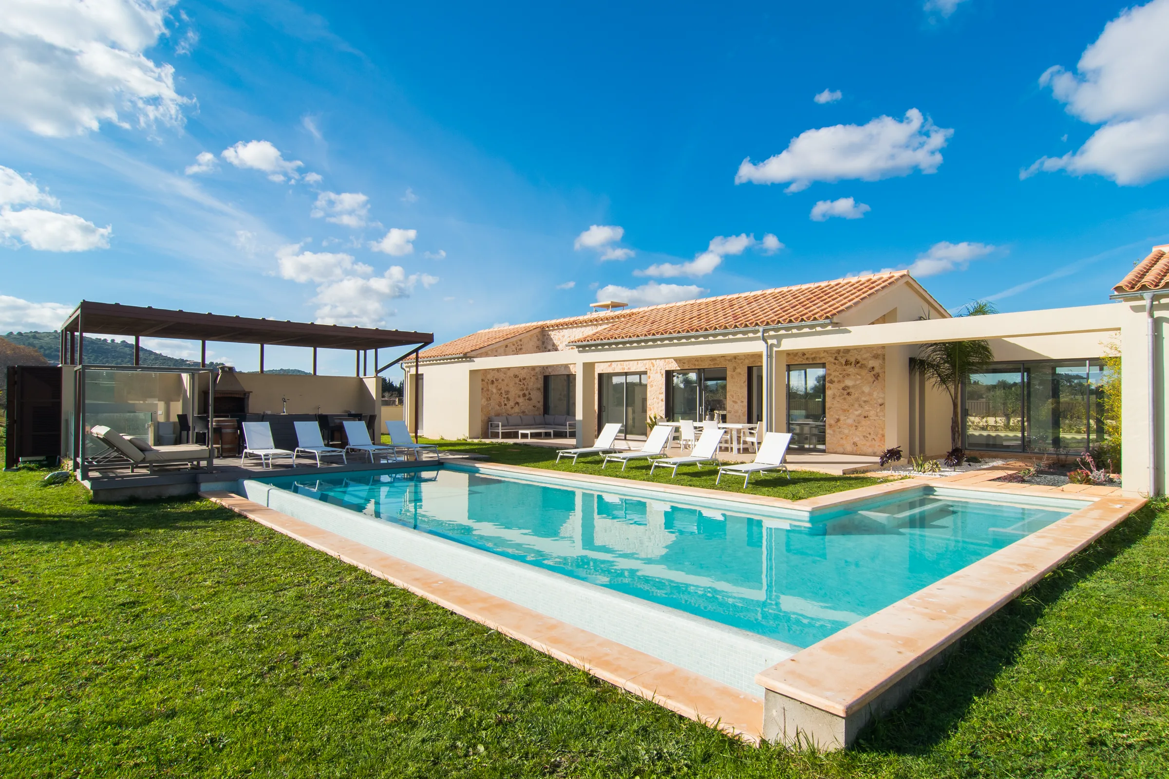 Vivienda ES MALLOL con piscina